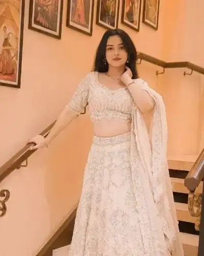 Escort Jodiya